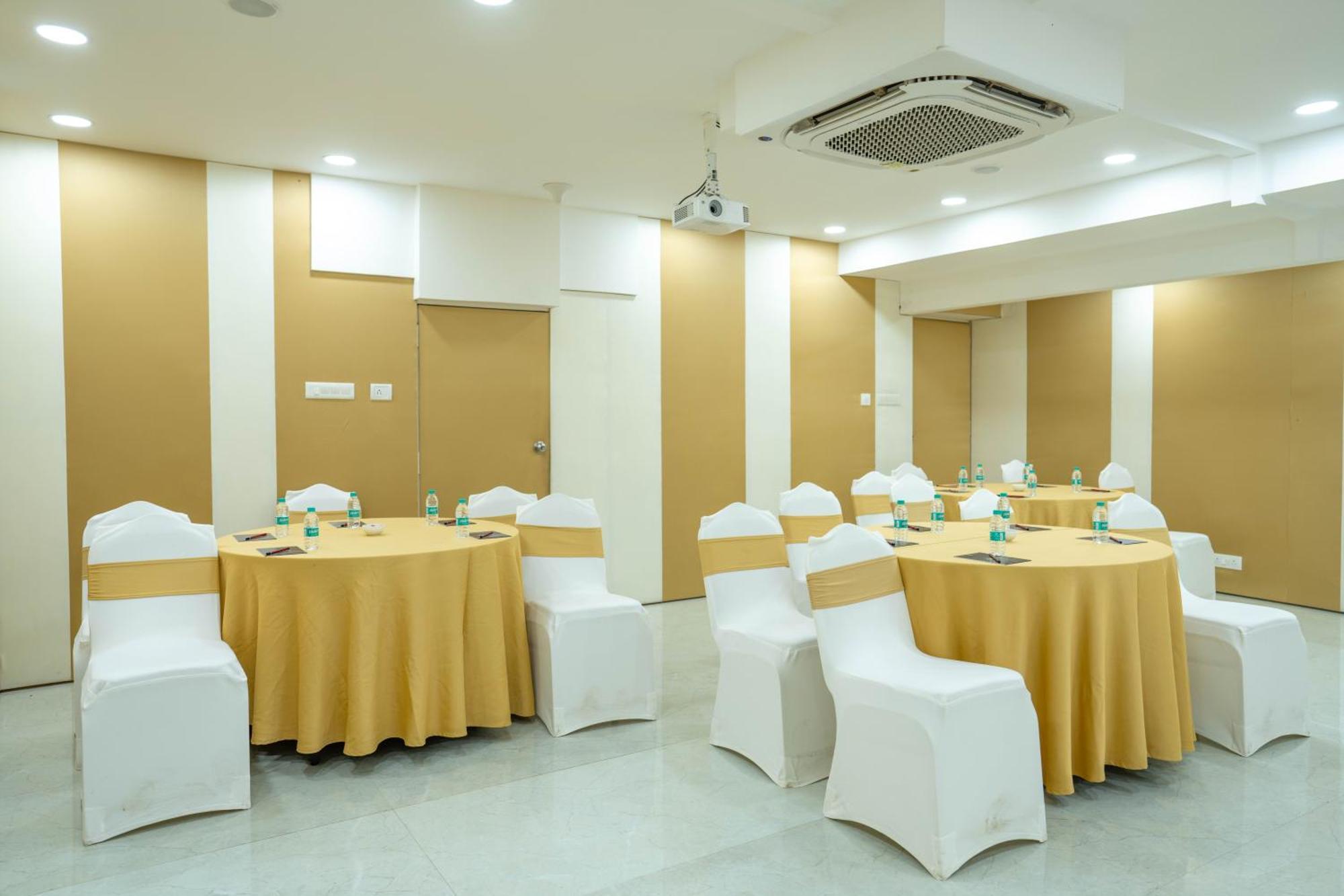 Z Bliss Suites, Bkc — Photos 2