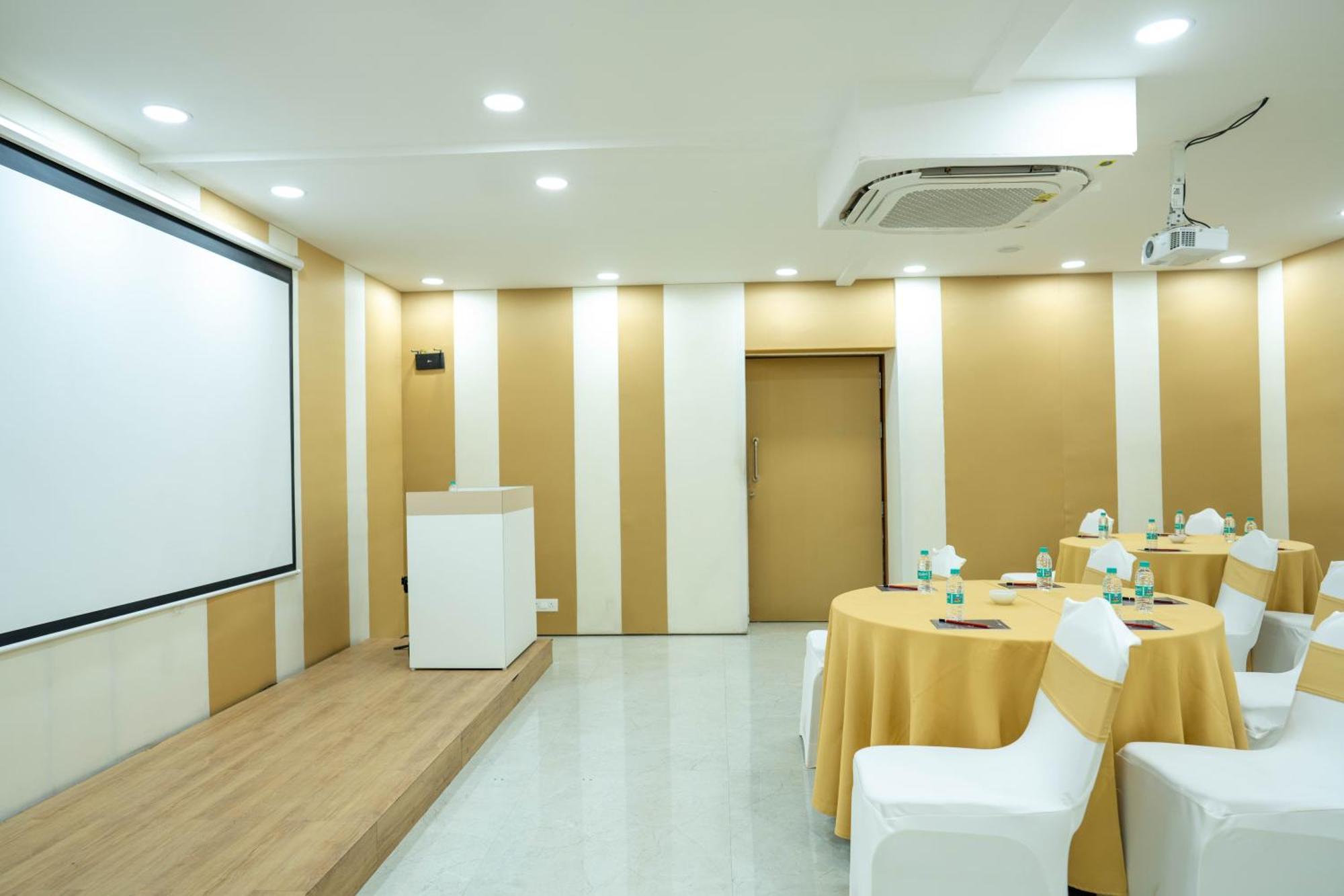 Z Bliss Suites, Bkc, Mumbai